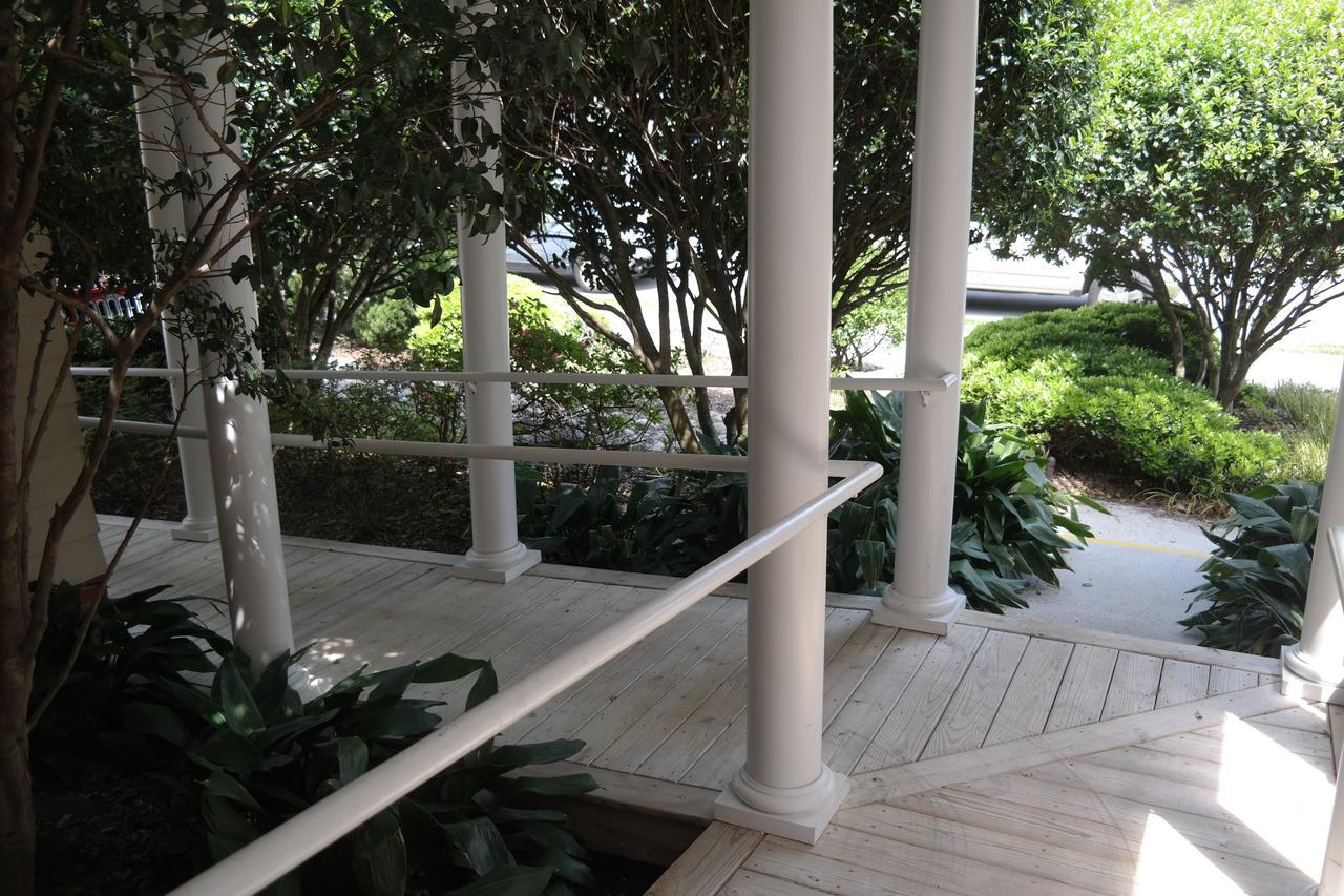 Beach Spa Bed & Breakfast Virginia Beach Exteriör bild
