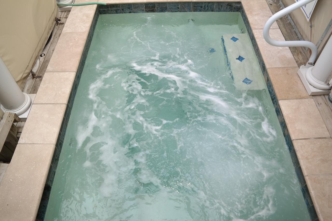 Beach Spa Bed & Breakfast Virginia Beach Exteriör bild