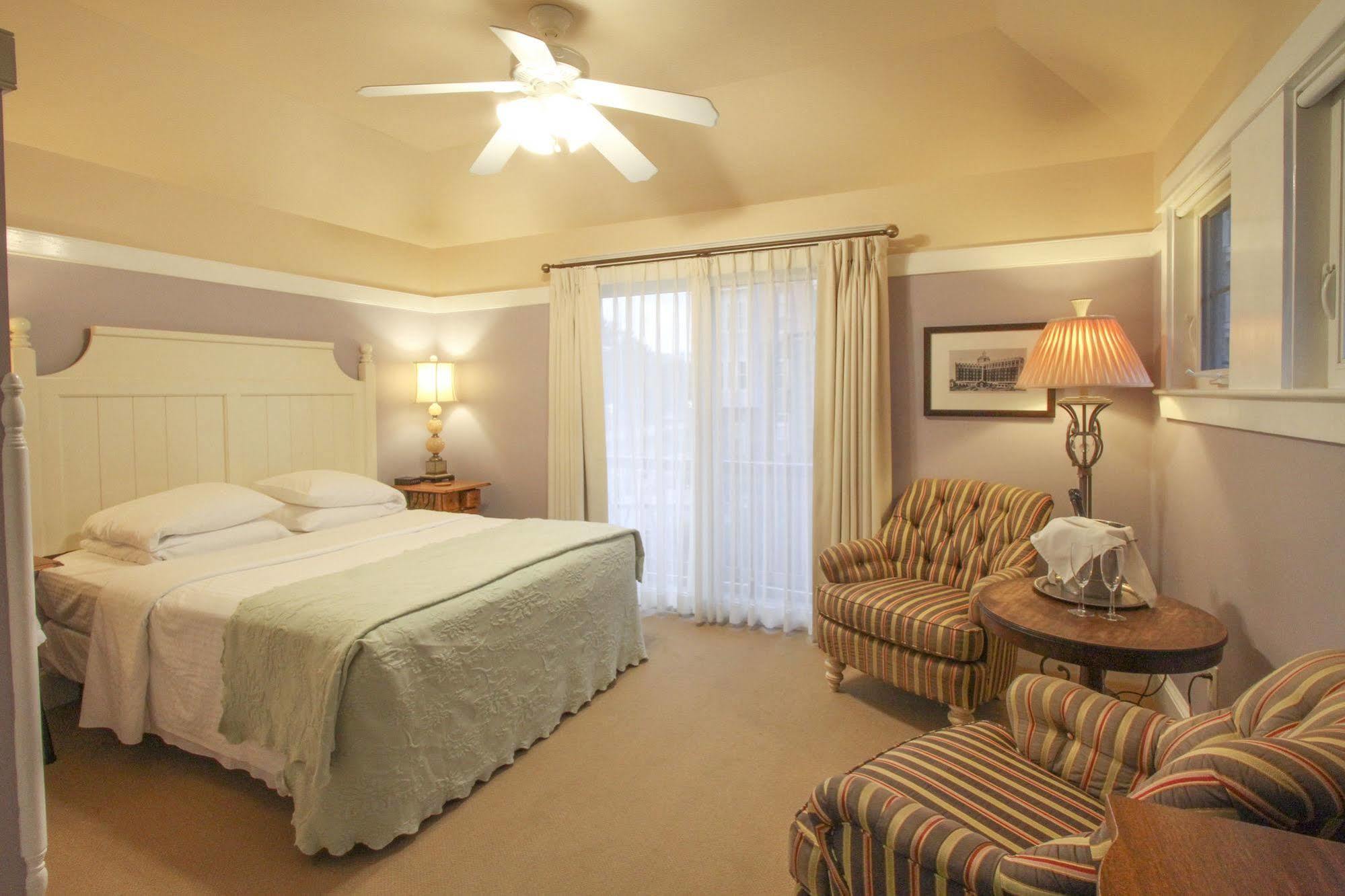 Beach Spa Bed & Breakfast Virginia Beach Exteriör bild
