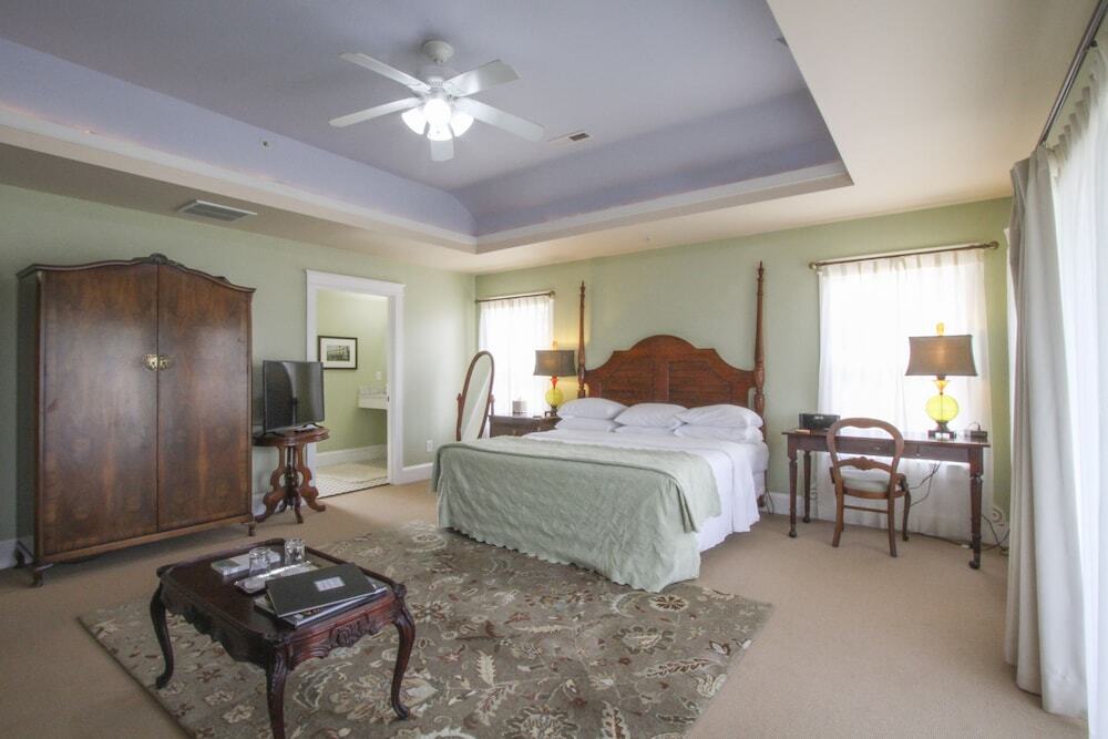 Beach Spa Bed & Breakfast Virginia Beach Exteriör bild